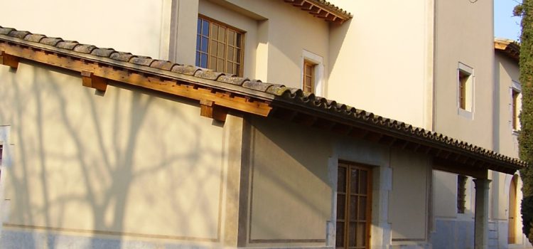 Restauración de la fachada de una masia paso a paso Restauración de la fachada de una masia paso a paso